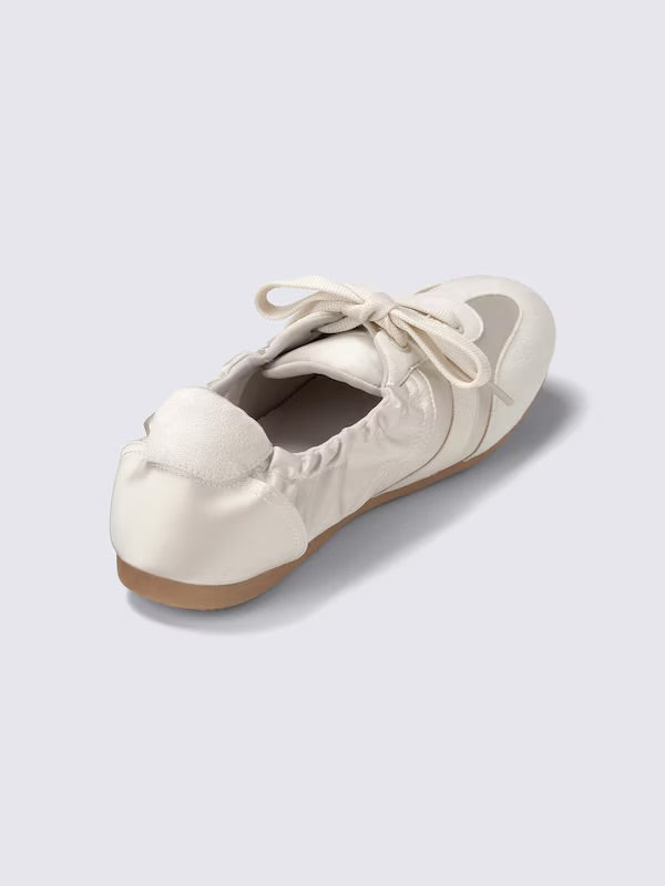 GU Ballet Sneakers in Light Gray (PREORDER)