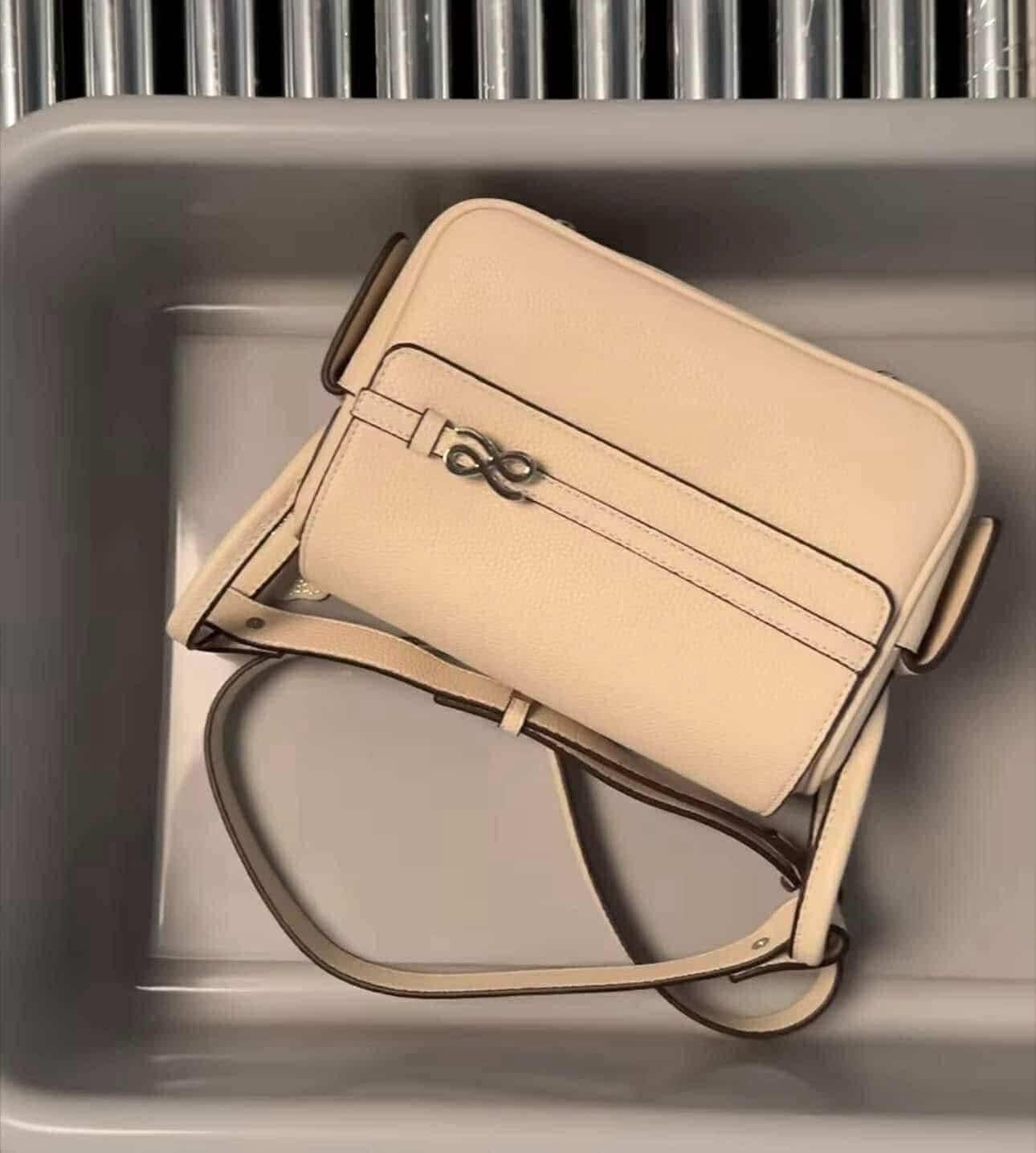 House of Little Bunny Treasure Belt 22 in Destiny - Astrid & Rose