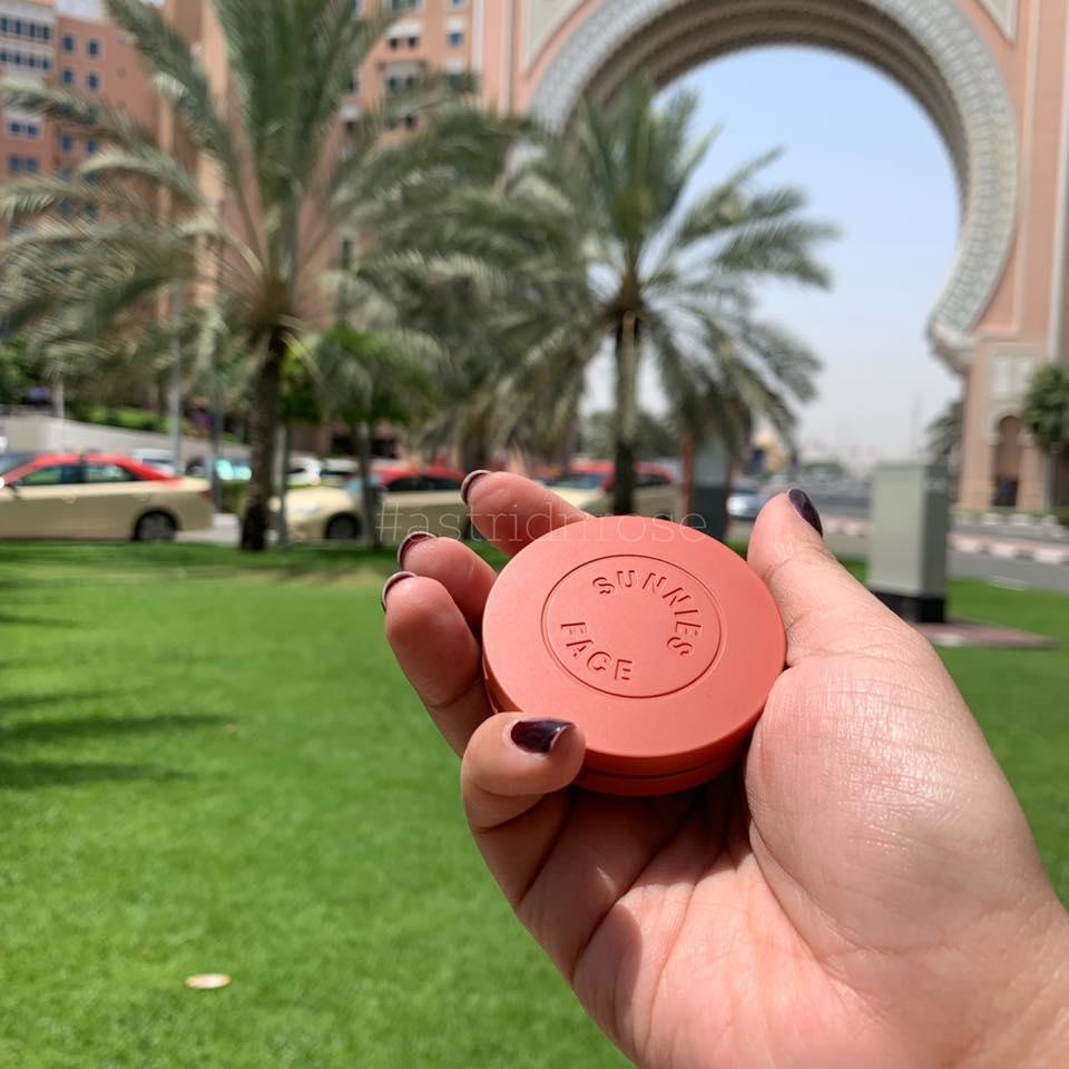 Sunnies Face Airblush - Astrid & Rose