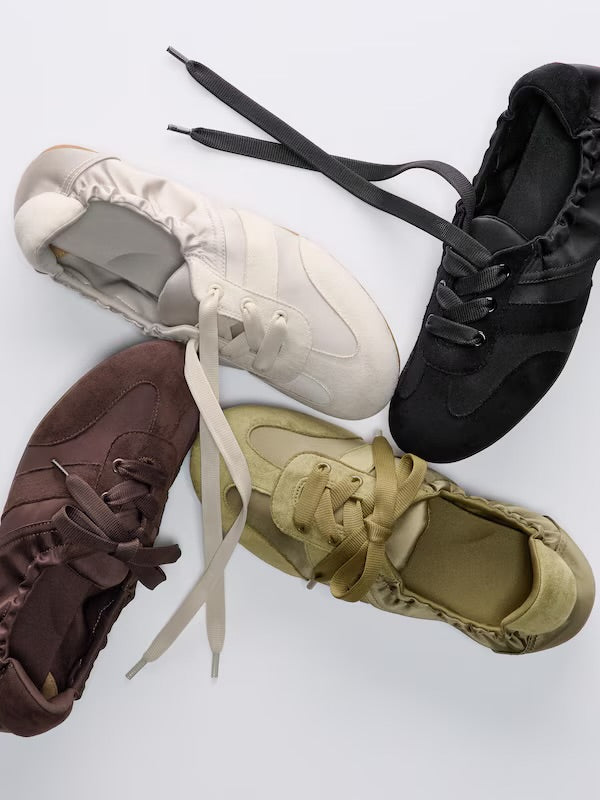GU Ballet Sneakers in Light Gray (PREORDER)