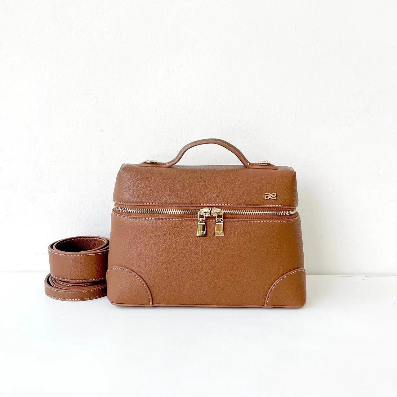 House of Little Bunny Kate24 PU (PREORDER) - Astrid & Rose