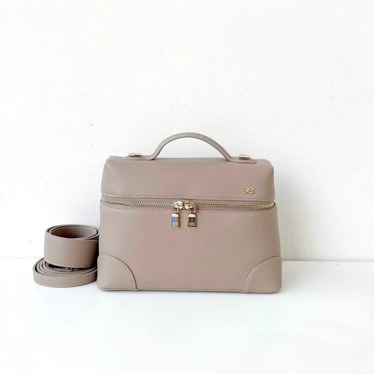 House of Little Bunny Kate24 PU (PREORDER) - Astrid & Rose