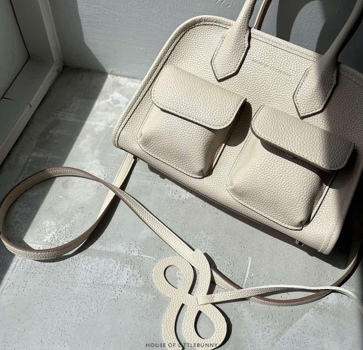 House of Little Bunny Kim 25 - Astrid & Rose