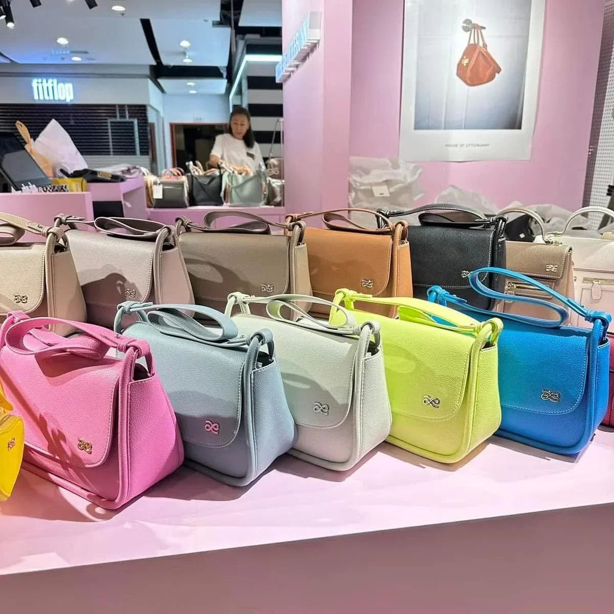 House of Little Bunny Penelope with free Heart Wallet